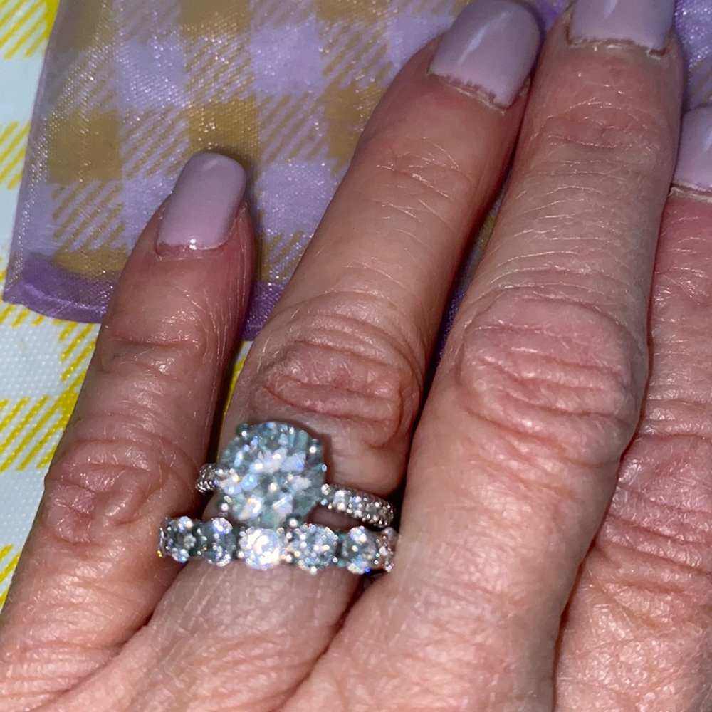 “Like real”.  Diamond ring and band